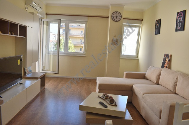 Two bedroom&nbsp;apartment for rent in Kompleksi Magnet, near 21 Dhjetori area, in Tirana.
It is po